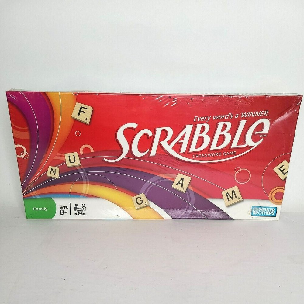 Hasbro Scrabble Crossword Board Game 2008 Edition Brand New Sealed *box damage*